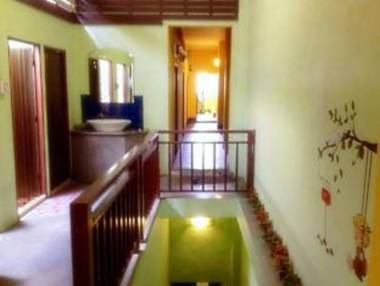 Win Backpacker Hostel