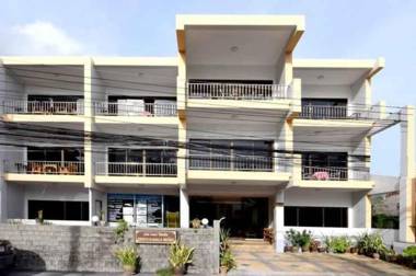 Deng's kamala beach Guesthouse