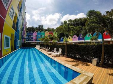 Holland Resort Phuket (SHA Extra Plus)