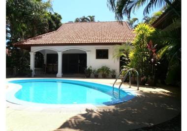 Coconut Paradise Holiday Villas