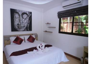 Coconut Paradise Holiday Villas