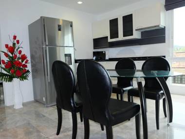 Phuket Seaview Resotel