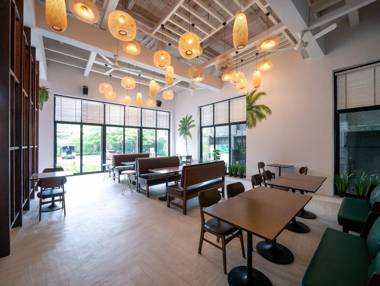 The Melody Phuket - SHA Extra Plus