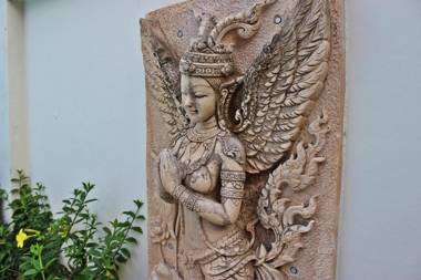 Namphung Phuket Boutique Resort