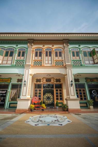 O'nya Phuket Hotel - SHA Extra Plus