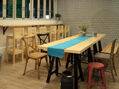 Lupta Hostel Patong Hideaway