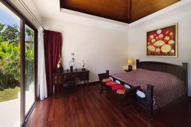 Villa Iorangi by TropicLook: Suksan Style Rawai Beach