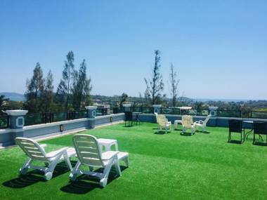 Nature Pine Residence