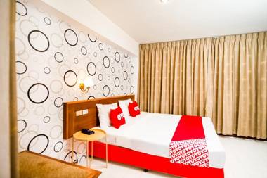 OYO 320 Regent 2002 Guest House