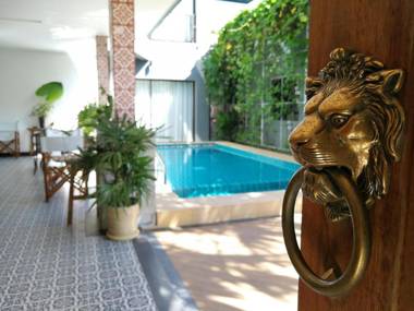 The Umbrella House - SHA Extra Plus