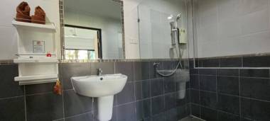 Lotus Bleu Resort & Restaurant