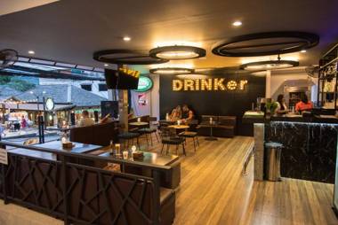 OneLoft Hotel - SHA Plus