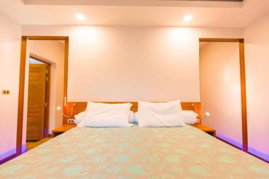 The Rooftop by Jetta