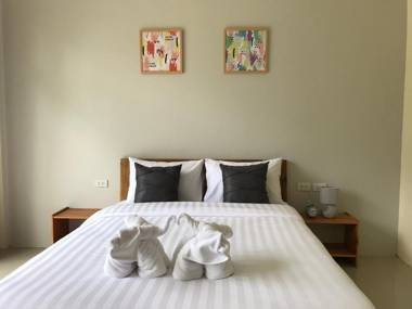 Snooze Inn Phuket