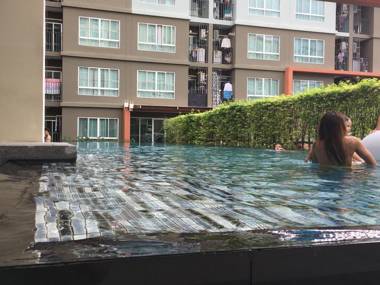 Modern studio condo at Kathu 