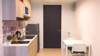 Centrio Condo by Wichanee (Free rent Motorbike)