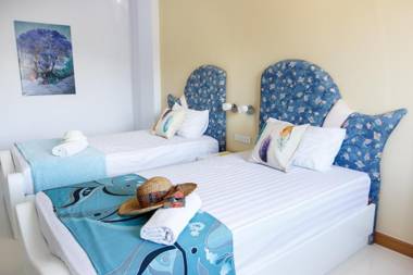 YaYa B By Briza Group