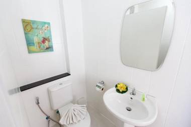 YaYa B By Briza Group