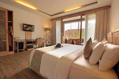 Peace Blue Naiharn Naturist Resort Phuket SHA Extra Plus