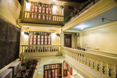 WOO Gallery & Boutique hotel