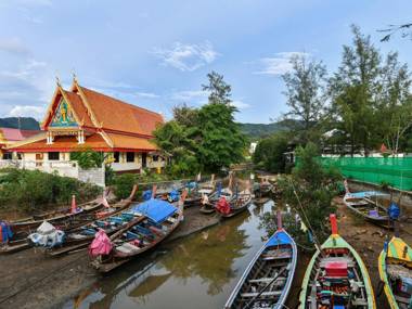 Luxury 3 Bedroom Villa CoCo