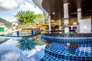 Patong Seaview Apartment(ignore scammer review)