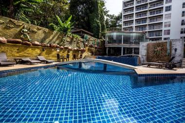 Patong Seaview Apartment(ignore scammer review)