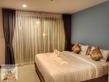 Louis' Runway View Hotel (SHA Plus)