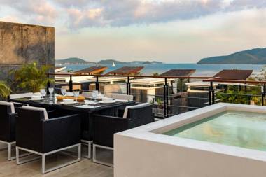 Luxurious SeaView 4br Private Pool Villa by Intira
