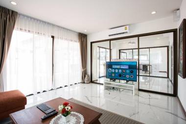 The Suites Residence Patong