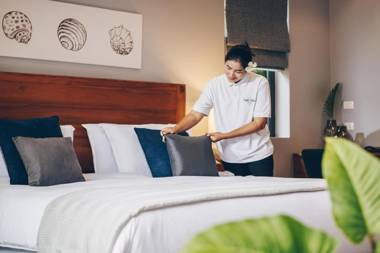 Twin Villas Natai North - 5 Bedroom Luxury Beach Front Villa