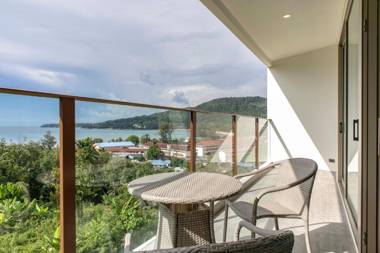 1 Bed SEA VIEW Apartment Close to beach - B32