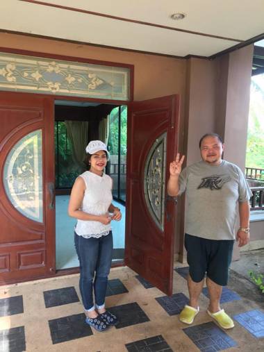 Phuket pool villa party