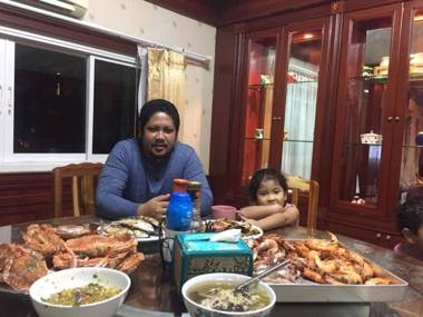 Phuket pool villa party