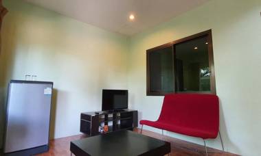 Chalong Stay Well by Palai Seafood