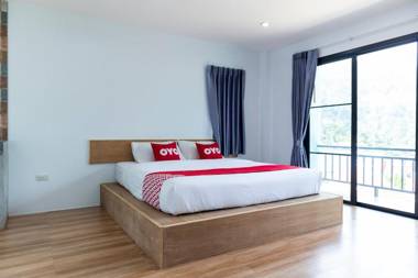 OYO 744 At Home Kamala Hills