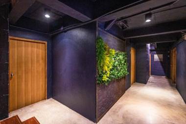 OYO 435 Frame Residence