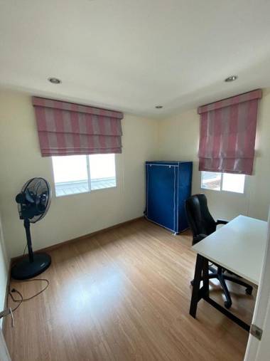 House in phuket kathu. The plant kathu- patong 