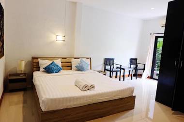 Naiharn Paradise Boutique