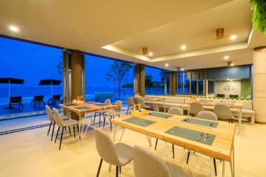 Charcoal Panwa Beach (SHA)