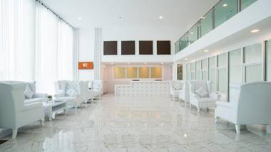 B2 Phuket Premier Hotel