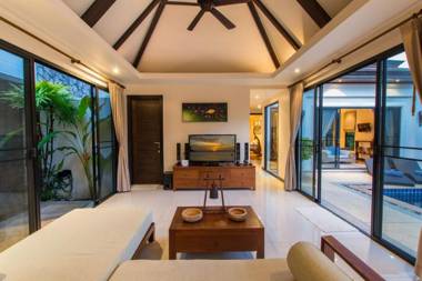 Tulip Pool Villa