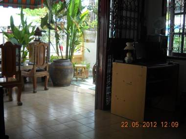 Srikrung Guesthouse