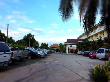 Monrawee Pavilion Resort