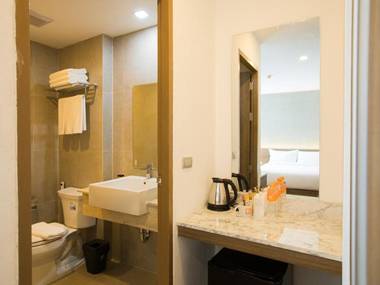 B2 Phitsanulok Boutique and Budget Hotel