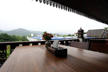 E-outfitting Pai Resort