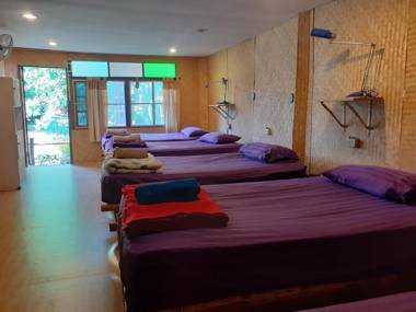 Pai Cat Hut Guesthouse