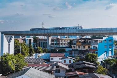 Malizon Hotel and Residences