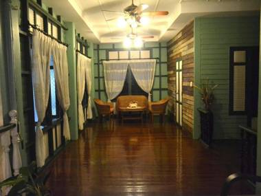 Khum Muang Min Boutique Hotel