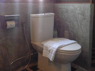 Huen Chang Puek Hotel